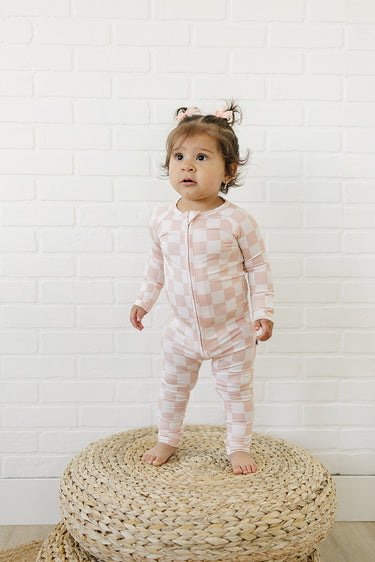 Blush Checker